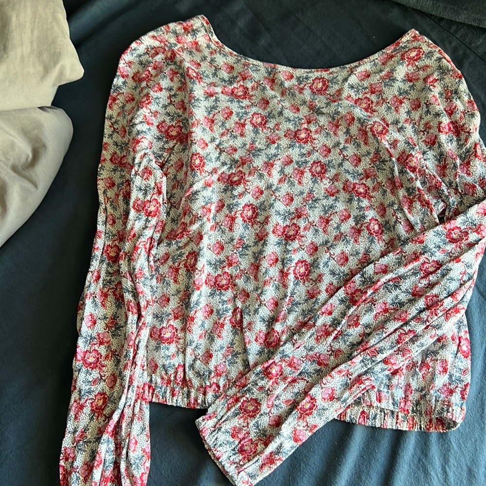 Loft floral blouse.wear v in the back or front. Reds, pinks, blues